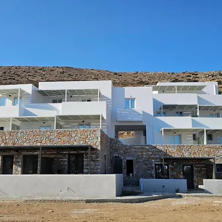 Livadi Village 3*