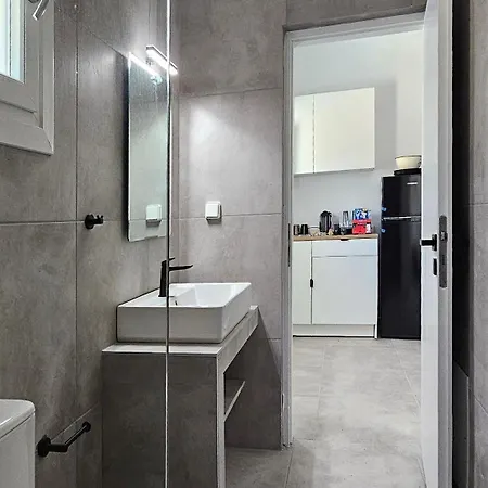 Livadi Village Aparthotel Síkinos