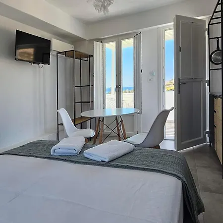 Livadi Village 3* Síkinos