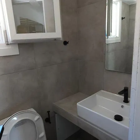 Livadi Village Síkinos