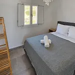 Lejlighedshotel Livadi Village 3*